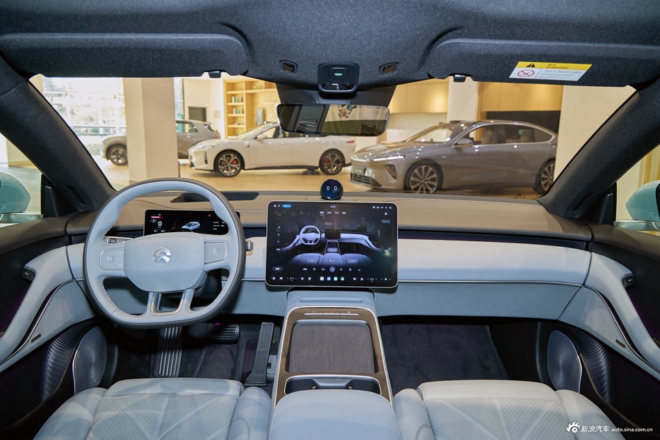 2025款蔚来ET5T 75kWh Touring
