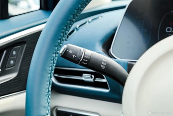 2023款欧拉好猫 401km标准续航 豪华型 磷酸铁锂