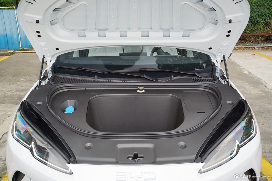 2025款海豹06 EV 545KM尊享型