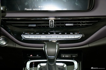 2025款传祺M6 MAX 270T 豪华版版