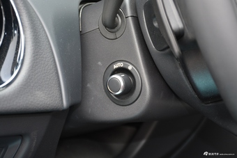 2018款捷豹XJL 3.0L自动SC两驱典雅商务版 