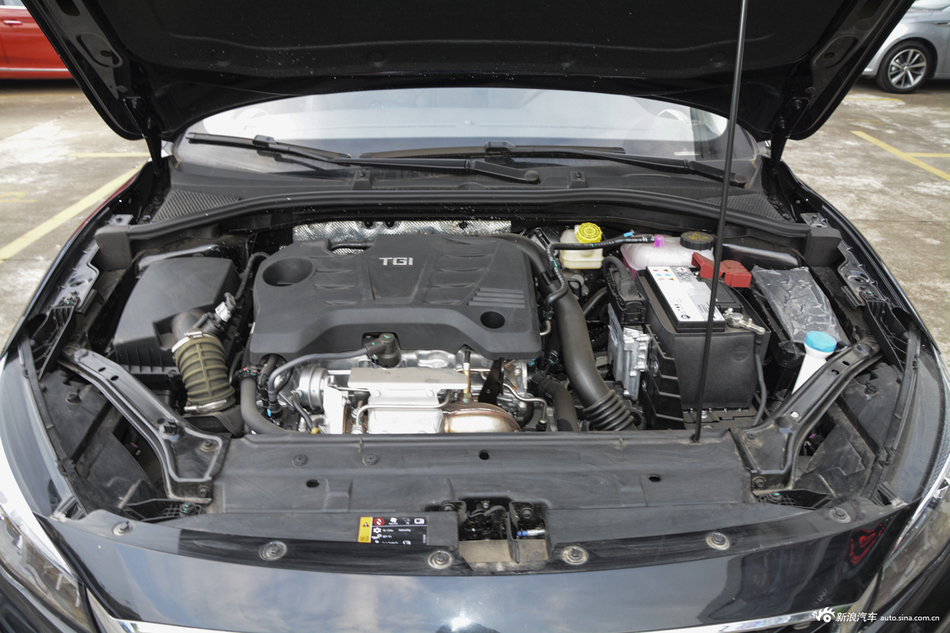 2019款名爵6 1.5T手动 20T运动版