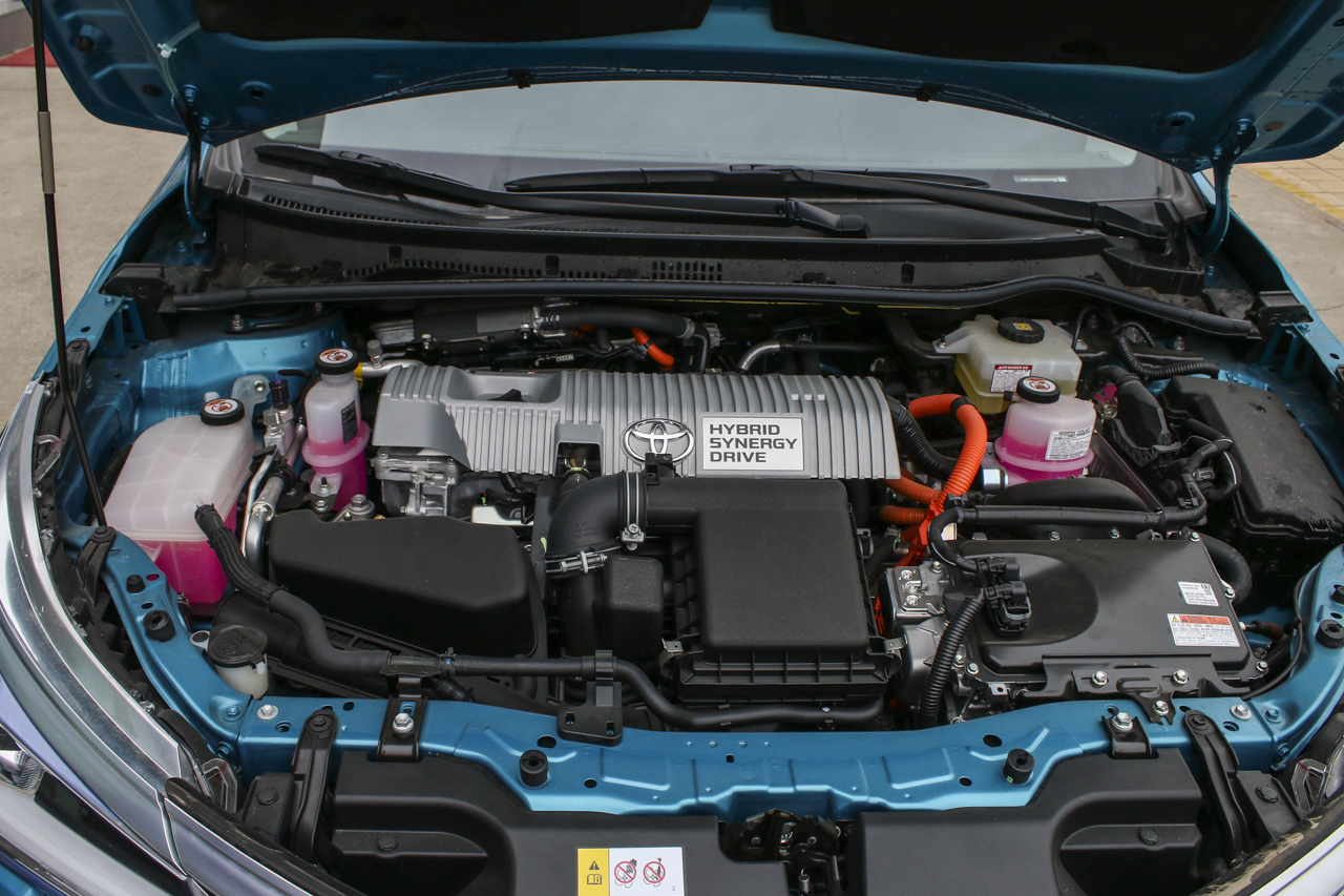 2019款卡罗拉双擎E+1.8L自动豪华版