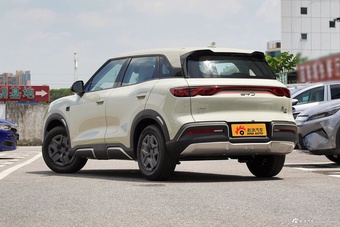 2025款比亚迪元UP 401KM智驾活力版