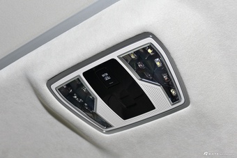 2025款奥迪A8L 55 TFSI quattro 旗舰型