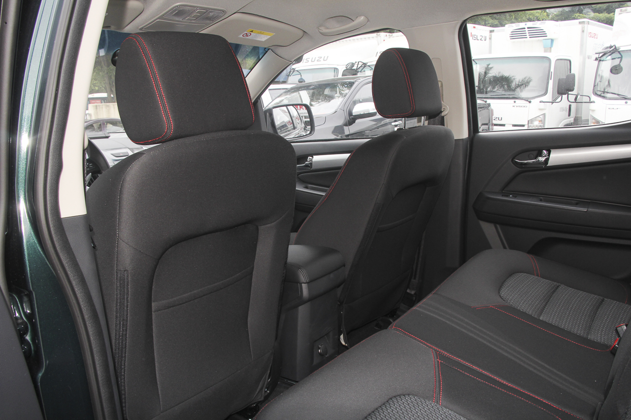 2018款庆铃TAGA 3.0T 手动两驱豪华版