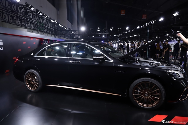 AMG S