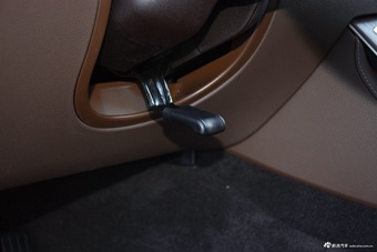 2023款奔驰E级 E 260 L