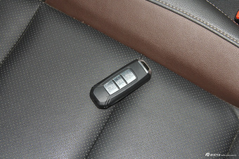 2018款斯威X7 1.5T手动尊贵型7座