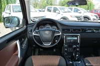 2019款骐铃T5 PLUS 2.2L手动舒适版标准轴距V22