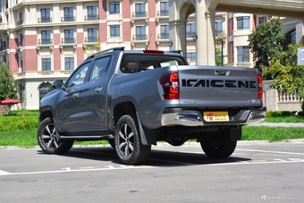 2020款长安凯程F70 2.0T手动四驱行政版国V标轴