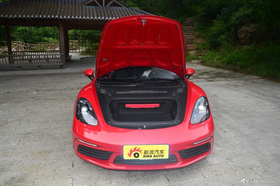 2018款保时捷718 Boxster S 2.5T