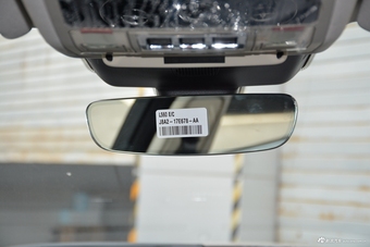 2018款捷豹XJL 3.0L自动SC两驱典雅商务版 