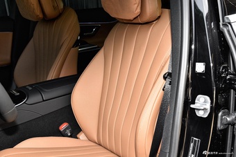 2024款奔驰E级 改款二 E 260 L