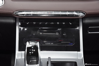 2025款瑞虎7 卓越版 1.5T CVT尊贵版