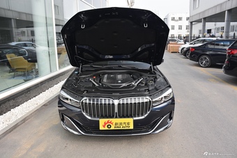  2019款宝马7系740Li 3.0T自动领先型豪华套装