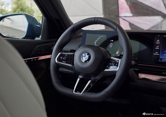 2025款宝马5系 540i xDrive Legacy Edition 海外版