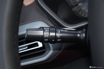 2020款长安凯程F70 2.0T 手动四驱行政版国V标轴