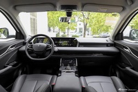 2023款哪吒U-Ⅱ 500 U秀版 磷酸铁锂