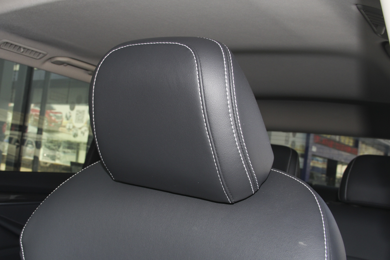 2017上汽大通D90 2.0T自动四驱天狼星