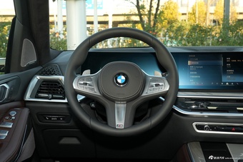 2026款宝马X5 xDrive 40Li M运动曜夜套装