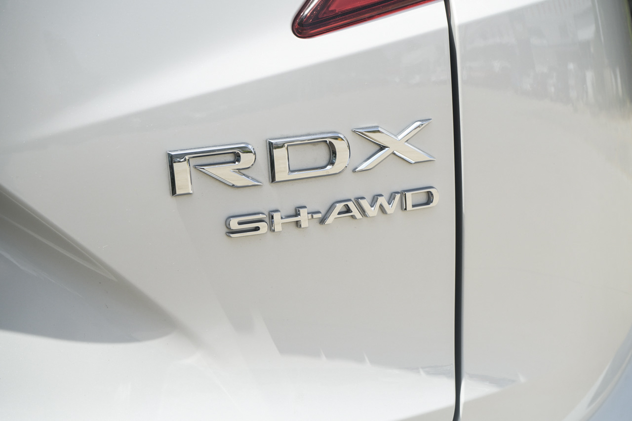 2019款讴歌RDX 2.0T自动钻享·魅版SH-AWD 