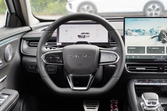 2025款艾瑞泽8 Pro 2.0T 尊享型