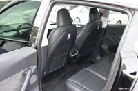 2024款Model Y 后轮驱动版