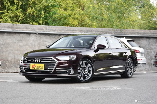 2019款奥迪A8L Plus 55 TFSI尊贵型