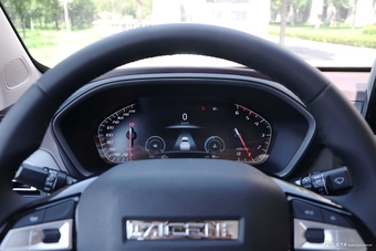 2020款长安凯程F70 2.0T 手动四驱行政版国V标轴