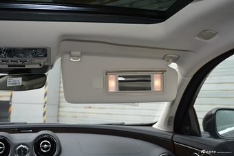 2018款捷豹XJL 3.0L自动SC两驱典雅商务版 