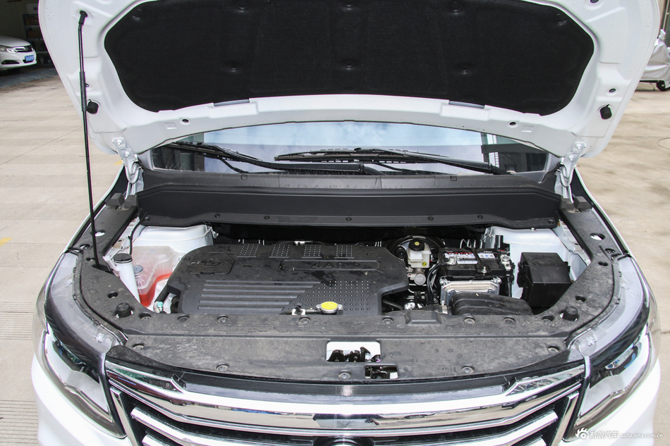 2019款风行SX6改款1.6L手动舒适型