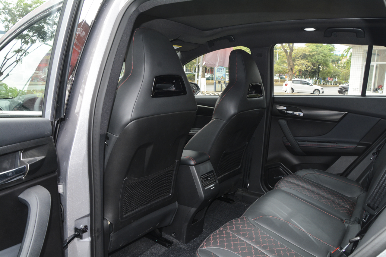 2019款海马8S 1.6T  自动炫版