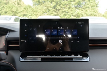 2026款雷凌L 智能电混双擎 1.8L 领先版