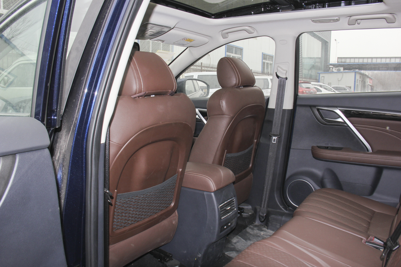 2018款君马SEEK 5（赛克5）1.5T手动领尚版