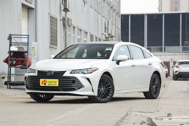 2019款亚洲龙双擎2.5L 自动Limited旗舰版 国V