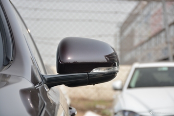 2018款捷豹XJL 3.0L自动SC两驱典雅商务版 