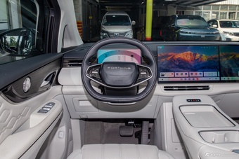 2027款星海V9 200km 尊享型