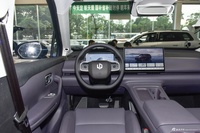 2026款零跑C10 605悦享版