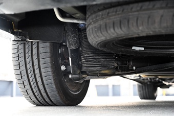 2025款傲旋 2.0T 纵横四海50周年限量版