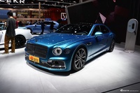 2024款飞驰 4.0T V8 雅度版