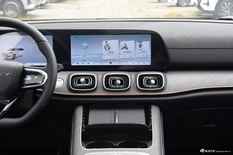 2025款瑞虎9 2.0T 双离合两驱舒享版 5座