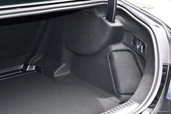 2024款奔驰E级 改款二 E 260 L