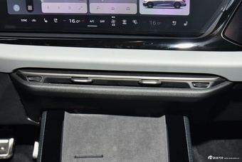 2026款一汽奥迪A5L 2.0T 乾崑智驾版