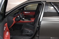 2025款捷尼赛思GV70 2.5T 四驱旗舰运动套件版