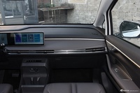 2024款上汽大通MAXUS G70 2.0T 舒享版