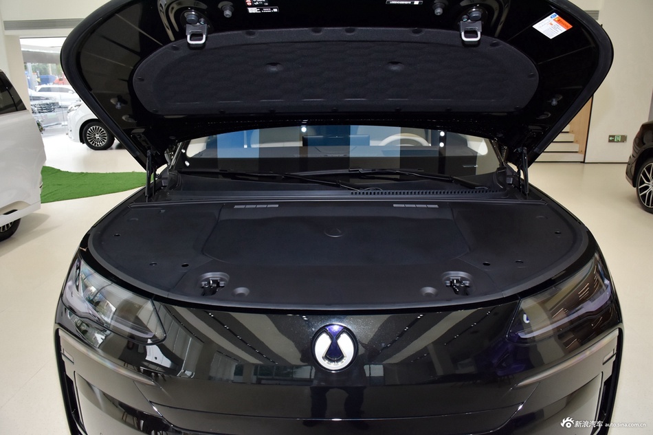 2025款腾势N9 1300旗舰型