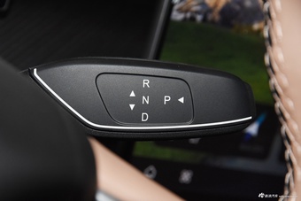 2024款瑞虎8 L 2.0T 两驱舒适版 5座