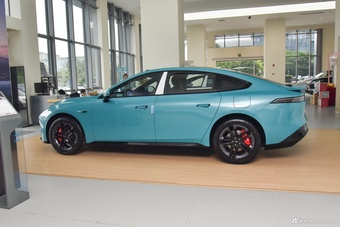 2026款eπ007+ 增程 308Ultra+激光雷达版