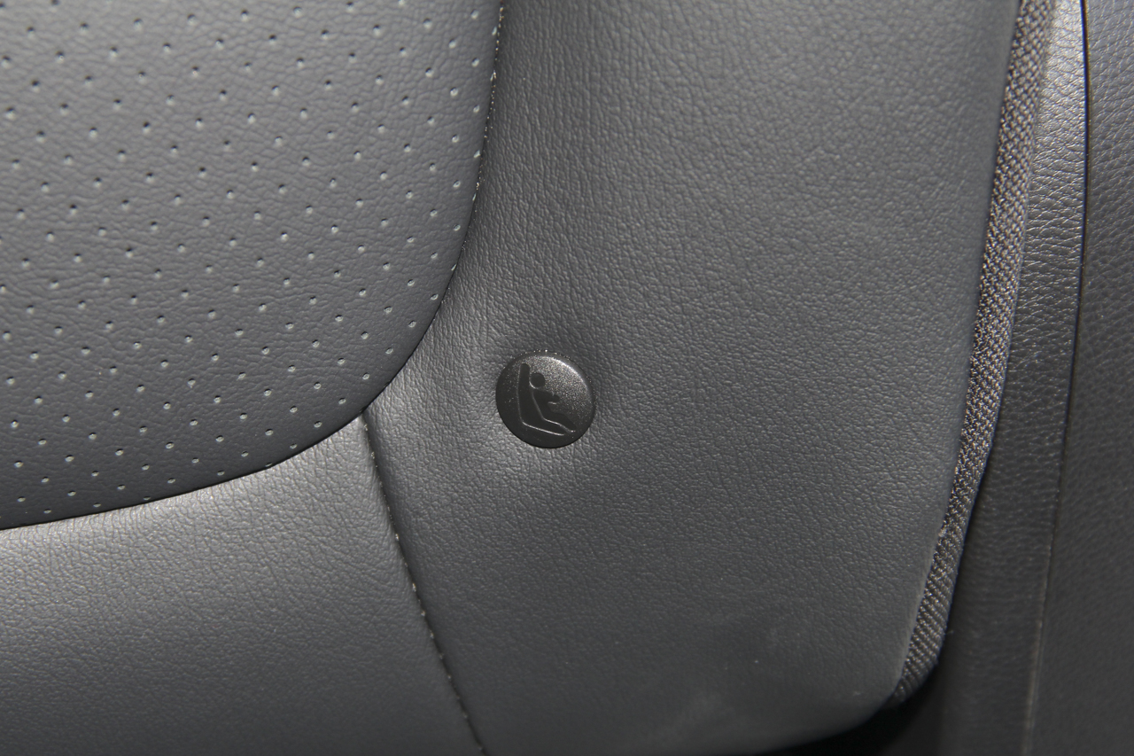 2017上汽大通D90 2.0T自动四驱天狼星